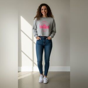 Aerie Gray Sweatshirt with Pink‎ Graphic